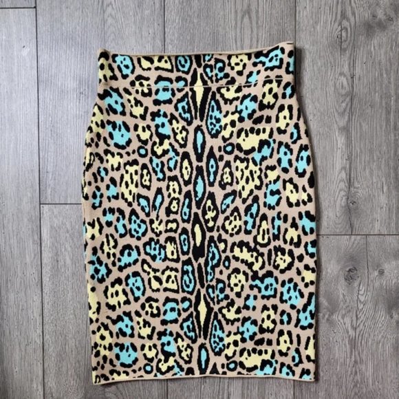 BCBGMaxAzria Lucine Leopard Animal Print Stretch Pencil Skirt size S